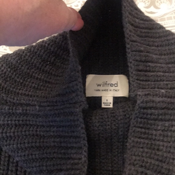 Aritzia. Wilfred charcoal grey sweater vest. Like new - Picture 3 of 5